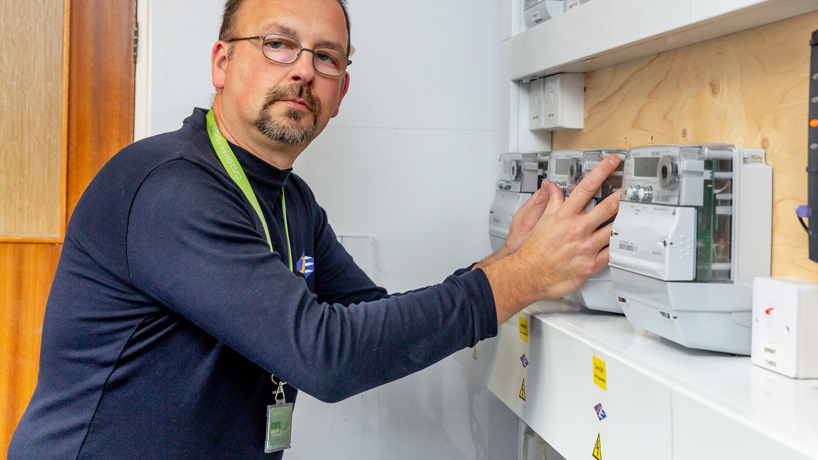 Installing a smart meter