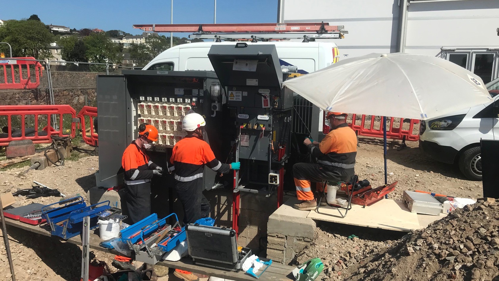 Engineers work to make off the connection