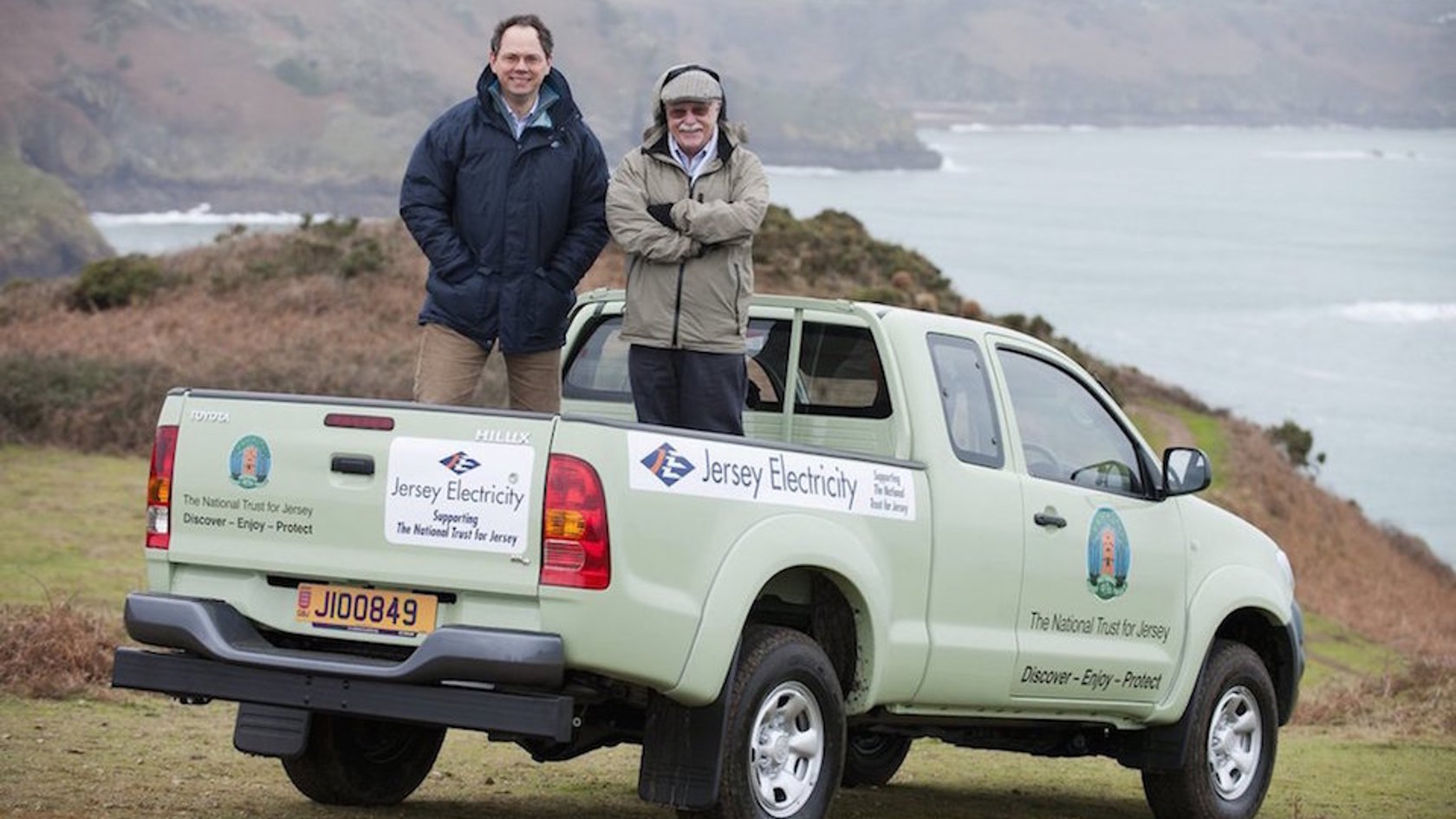 Truck-donation-of-2011.jpg