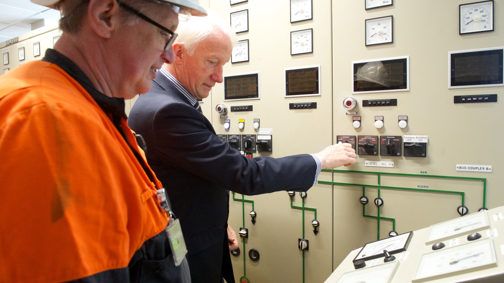 Lieutenant Governor uses switches at La Collette Power Station