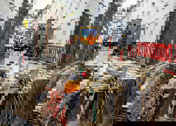 Big Upgrade Colleague In A Pit