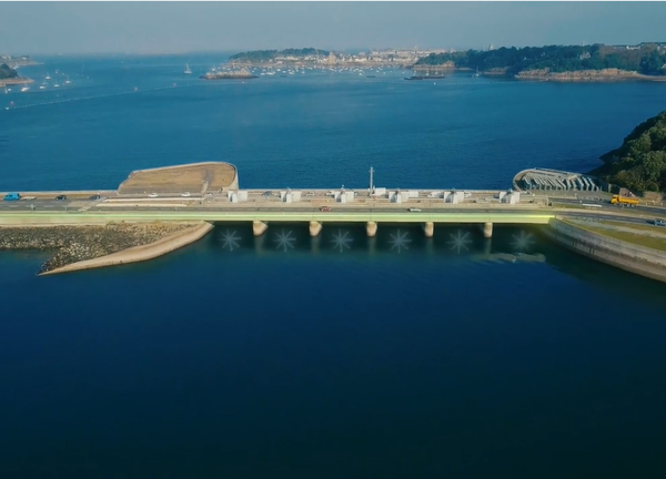 Rance tidal barrier